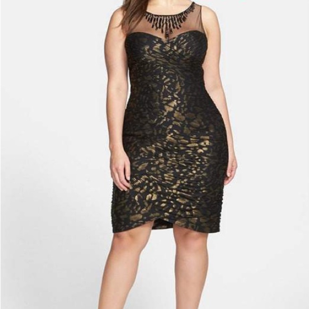 Adrianna Papell Black and Gold Sweetheart Bodycon Midi Dress